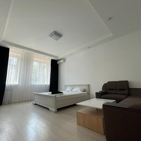 Vip Apartment Karl Marks Avenue Krivói Rog Exterior foto